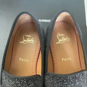 CHRISTIAN LOUBOUTIN
Colonnaki glittered leather loafers, Used , size 39.5 CHRISTIAN LOUBOUTIN Colonnaki Glitter Spiked Tassel Loafers  main image 2